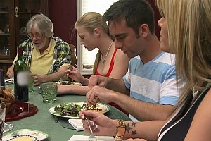 国产美女屁眼扩张调教