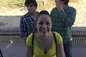 tickle日本挠乳丨vk