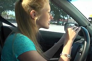 女奴坐脸舔脚vk