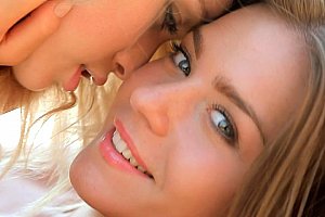 日本肉感丰满bbw